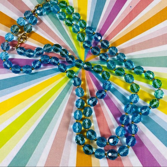 Vintage two strand aqua Austria crystal beaded necklace - Picture 5 of 5